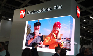 Videoleinwand am Niedersachsen-Stand